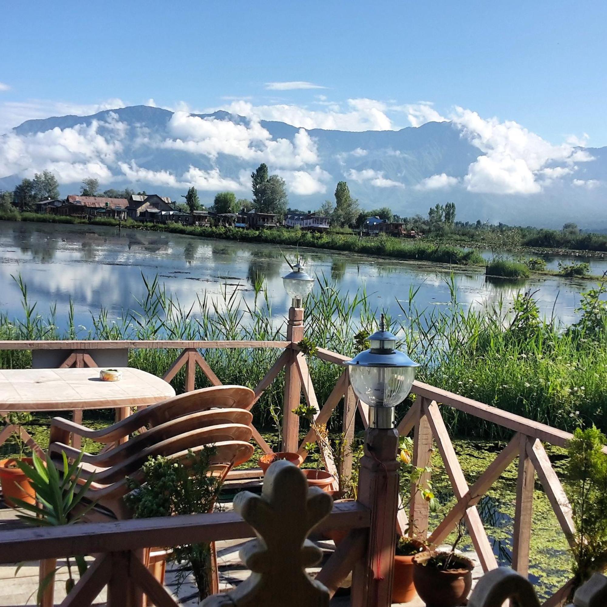 Houseboat Zaindari Palace Srinagar  Luaran gambar