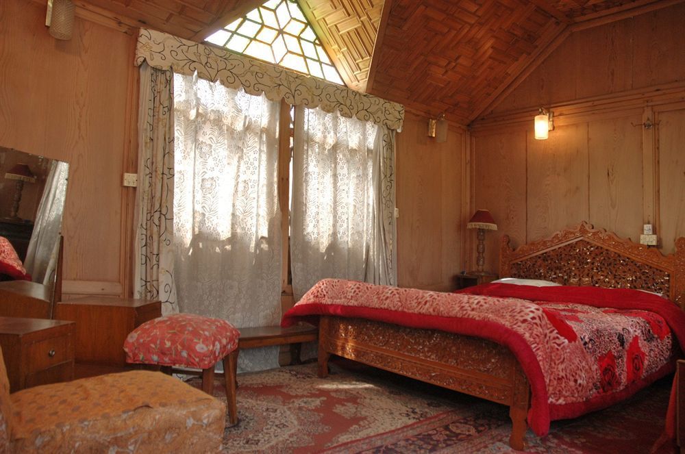 Houseboat Zaindari Palace Srinagar  Luaran gambar