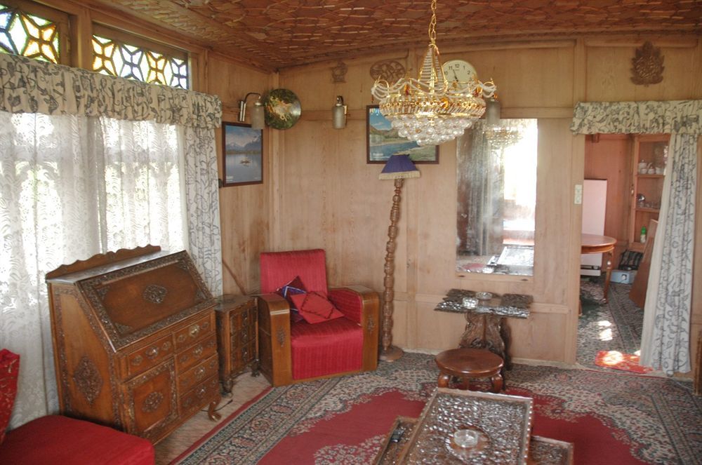 Houseboat Zaindari Palace Srinagar  Luaran gambar